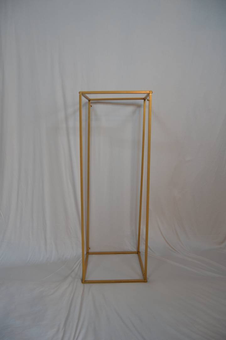 Tall Geometric Stands – Gold